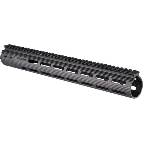 Der ALG Defense EMR V3X 15" Handguard bietet dir flexible M-LOK-Montagemöglichkeiten und eine durchgehende M1913 Picatinny-Schiene für Zubehör.