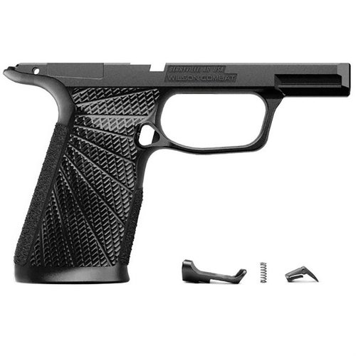 Verbessere dein Schießen mit dem WILSON COMBAT P365 XMacro Griffmodul: ergonomisches Design, verbesserte Griffkontrolle und aggressive Textur für optimale Leistung.