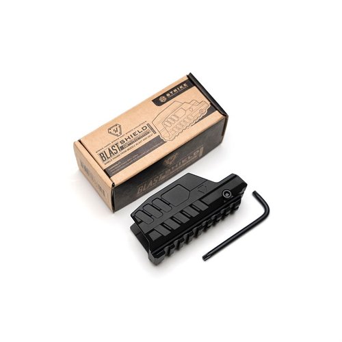 Der Blast Shield für das Strike Modular Chassis schützt deinen Daumen vor Mündungsfeuer und Hitze, bietet mehr Picatinny Rail Länge und ist aus leichtem 6061-T6 Aluminium.