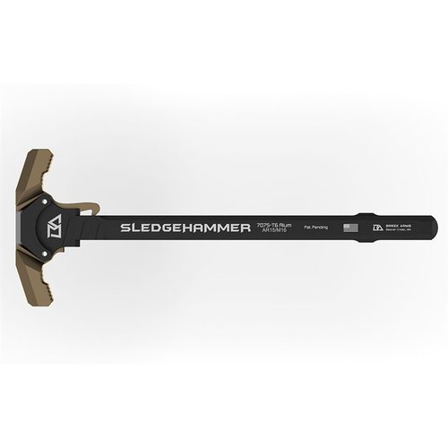 Der Sledgehammer AR-15 Charging Handle bietet herausragende Haltbarkeit, gasdämpfende Funktionen und ein schnelles, sicheres Laden für ein optimales Schießerlebnis.
