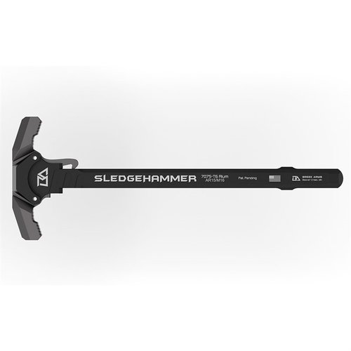 Der Sledgehammer AR-15 Charging Handle bietet herausragende Haltbarkeit, effizientes Gasmanagement und einfache Handhabung für ein optimales Schießerlebnis.