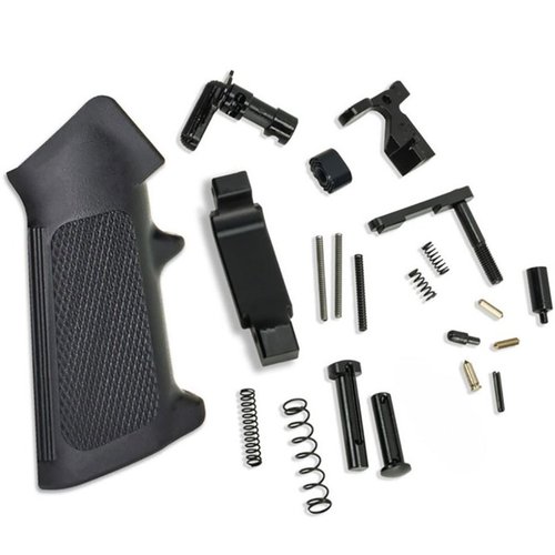Das KAK AR-15 Lower Parts Kit ist 100% amerikanisch, mil-spec gefertigt und perfekt für den Bau deines Lower Receivers – wähle einfach die passenden Teile aus!