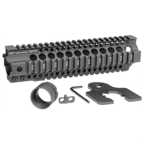 Der AR-15 Combat T-Series Free Float Handguard bietet eine robuste Konstruktion aus 6061 Aluminium, MIL-STD 1913 Picatinny Rails und eine lebenslange Garantie.