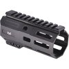 Die AR-15 MI SP SERIES M-LOK Handguards bieten dir eine leichte, robuste Konstruktion und vielseitige Montagemöglichkeiten für Zubehör.