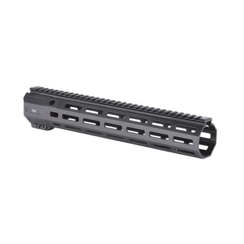 Die AR-15 MI SP SERIES M-LOK Handguards bieten dir eine leichte, robuste Konstruktion und vielseitige Montagemöglichkeiten für Zubehör – perfekt für dein AR-15!