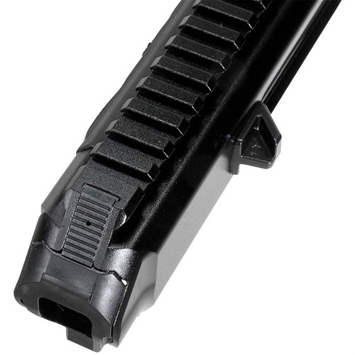 Das BRN-180 Gen 3 bietet verbesserte Ergonomie, einen nicht-reziprokierenden Ladegriff, ein automatisches Auswurfdeckel-System und einfach einstellbare Gasflüsse.