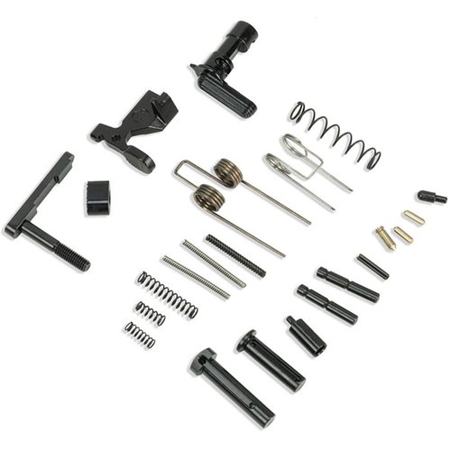 Das AR-15 LOWER PARTS BASIC BUILD KIT von KAK INDUSTRY enthält alle nötigen Mil-Spec Teile, um deinen AR-15 Lower Receiver schnell und einfach zu vervollständigen.