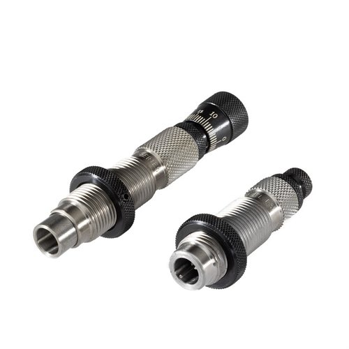 Das Redding Type S Match Bushing Full Die Set bietet präzises Full Length Resizing mit wechselbaren Bushings für individuelle Nacken-Spannung und einen konischen Seating Stem.