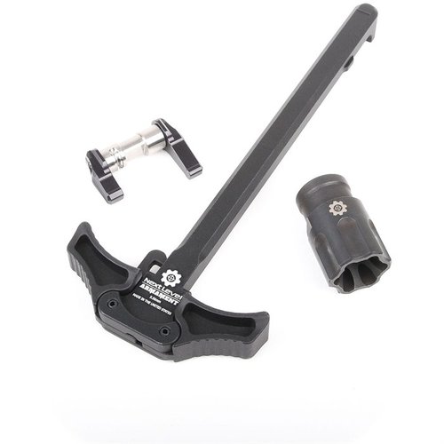 Upgrade dein AR-15 mit dem NLX Performance Kit 1: verbessertes Griffgefühl, ambidextrische Steuerung und ein Linear Compensator zur Minderung des Mündungsaufschlags.