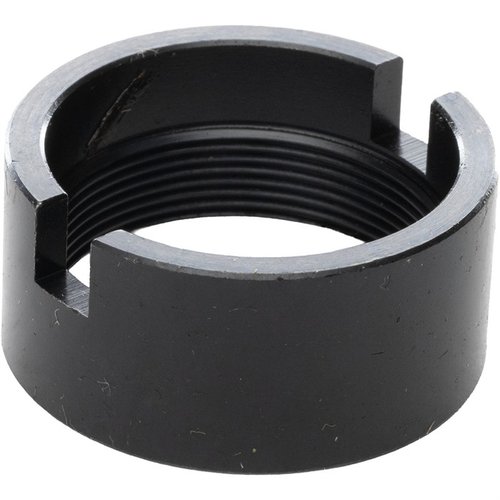 Der Remington 20GA Forend Tube Nut ist ein OEM-Ersatzteil aus robustem schwarzem Polymer, das für die 870 Lightweight entwickelt wurde und eine zuverlässige Funktion garantiert.