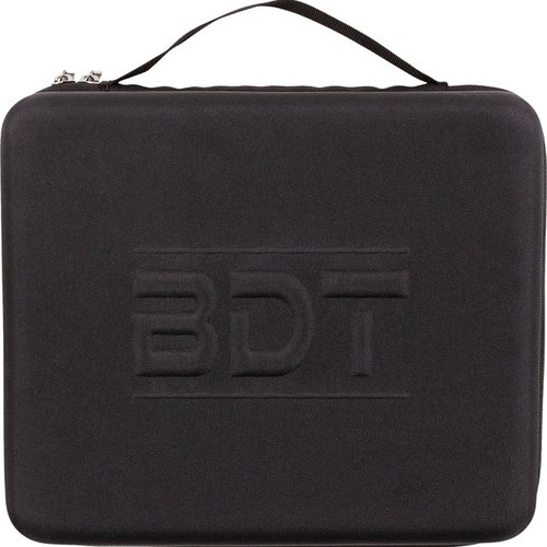 Die Bulldog Cases EVA Suppressor Field Case bietet robusten Schutz, eine hitzebeständige Tasche und organisiertem Stauraum für deine Ausrüstung in einem kompakten Design.