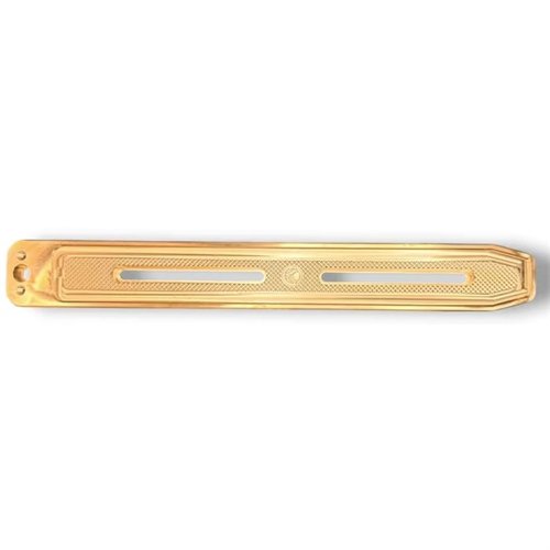 Die TRS 12" Universal ARCA Rail aus massivem Messing bietet eine präzise Schnittstelle, ist universell einsetzbar und sorgt für eine stabile Handhabung deiner Waffe.