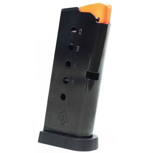 Das Diamondback DB9 Gen-4 6-Round Magazin bietet zuverlässige Zuführung, ein flaches Boden-Design für verdecktes Tragen und ist ideal für den täglichen Gebrauch.