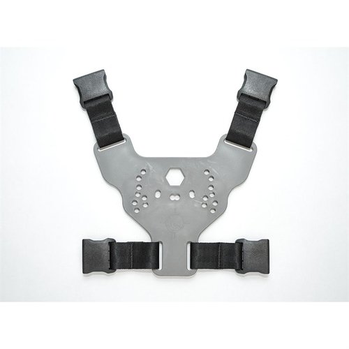 Die MFT Universal Mounting Chest Plate bietet eine vielseitige, leichte Plattform für kompatible Brustausrüstungen und ermöglicht die Anpassung deiner eigenen Harness-Systeme.