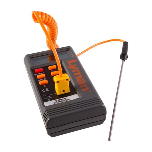 Mit dem Lyman Digital Lead Thermometer kannst du präzise Temperaturen beim Gießen von Bleikugeln messen, um die Qualität deiner Munition zu maximieren.