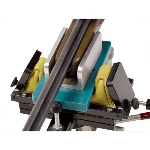 Der FOREND BENCHREST ADAPTOR verwandelt deine Waffe schnell in einen Benchrest. Einfache Montage ohne Modifikationen, schützt den Stock und passt auf verschiedene Forend-Breiten.