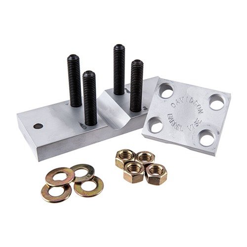 Der Davidson Barrel Vise aus 2024-T3 Aluminium bietet eine sichere Halterung für Läufe bis 1-1/2 Zoll mit hochwertigen Grade 8 Muttern und Unterlegscheiben.