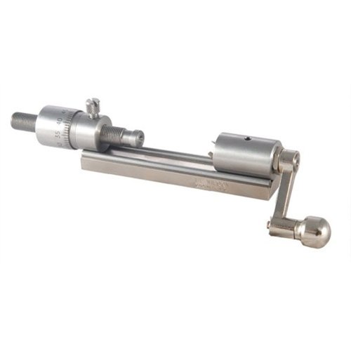 Der L.E. Wilson Stainless Micro Trimmer ermöglicht präzise Anpassungen in .001"-Schritten, bietet perfekte Ausrichtung und kann für verschiedene Anwendungen genutzt werden.