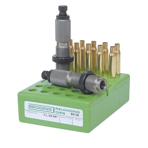 Die Redding FL Die Sets bieten dir eine Full Length (FL) Größen-Düse und eine Standard Sitz-Düse für präzises Nachladen deiner 30 M1 Carbine.