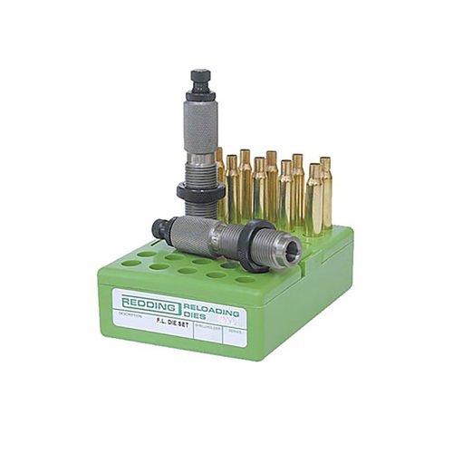 Das Redding 3-DIE Set für 38 Spec/357 Mag enthält drei essentielle Dies: Full Length, Expander und Seating, um optimale Passform und Präzision zu gewährleisten.