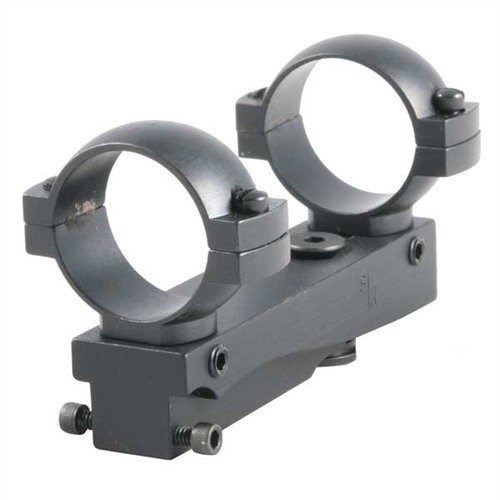Der MOSIN NAGANT MOUNT von S&K ermöglicht eine einfache Montage ohne Bohren oder Modifikationen. Ersetze die hintere Visierung und nutze Scout- oder Handfeuerwaffenscopes.