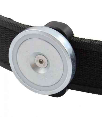 Die DAA Magnetic Magazine Pouch mit 