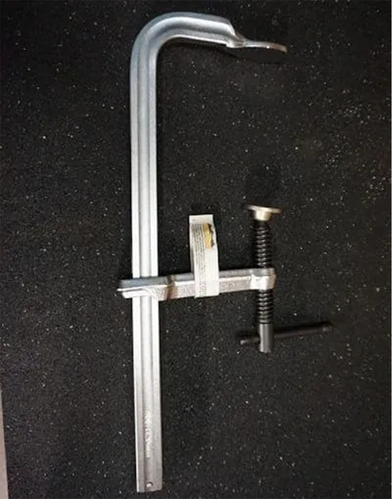 Die Ransom 16 INCH ROCK RIVER F CLAMPS bieten dir eine robuste und zuverlässige Halterung für präzises Arbeiten, ideal für Gunsmithing und Reparaturen.