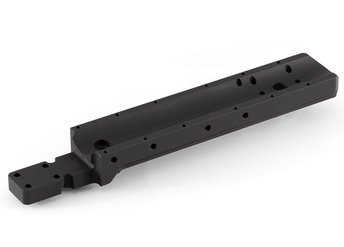 Der KINETIC RESEARCH GROUP Arca Spigot Mount XL bietet maximale Stabilität und Flexibilität für deine Ausrüstung, ideal für präzises Schießen und einfache Montage.