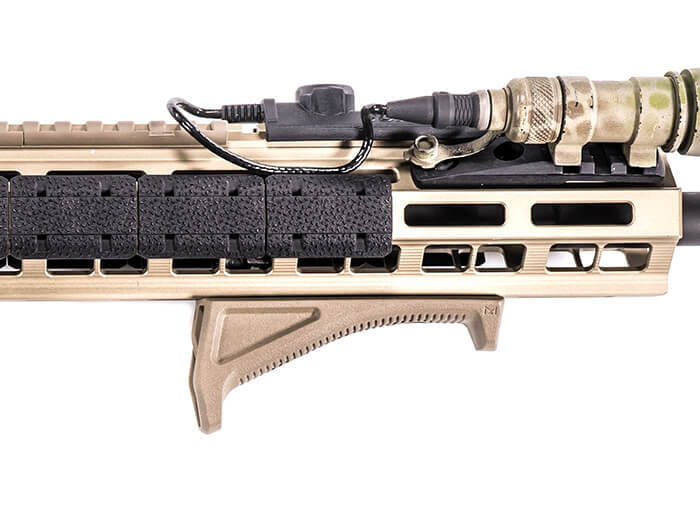 MAG598-Feature_Magpul_M-LOK_AFG_Angled_Fore_Grip_03